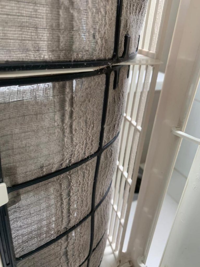 clean aircon filter clean aircon filter
